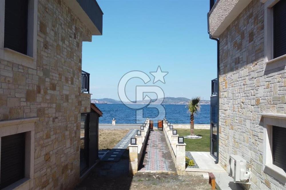 Yeni foça da satılık lüks villa
