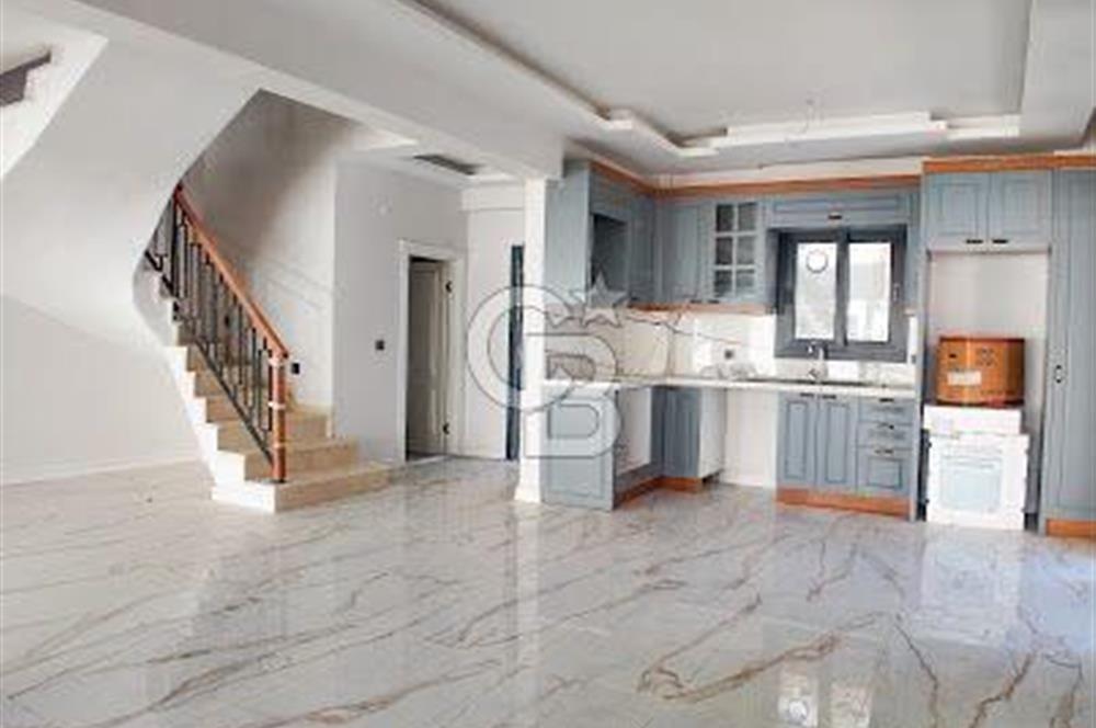 Yeni foça da satılık lüks villa