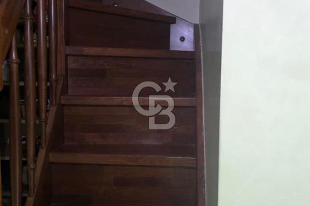 Avcılar Cihangir Mahallesi’nde Satılık 4+2 Çatı Dubleks Daire