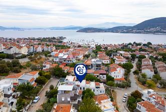 Yenifoça Burunucu'nda Satılık 3+1 Teraslı Dubleks