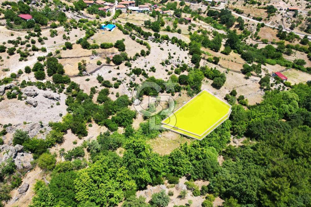 Ayvacık Küçükhusun’da İmara 30 Metre Mesafede 812 m² Müstakil Yatırımlık Tarla!