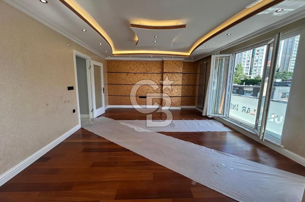 MALTEPE ZÜMRÜTEVLER'DE CADDE ÜZERİN'DE KULLANIŞLI 2,5+1 DAİRE