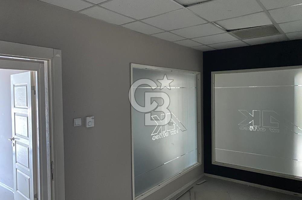 ÇUKURAMBAR ALTERNATİF PLAZADA 170M2 KİRALIK OFİS