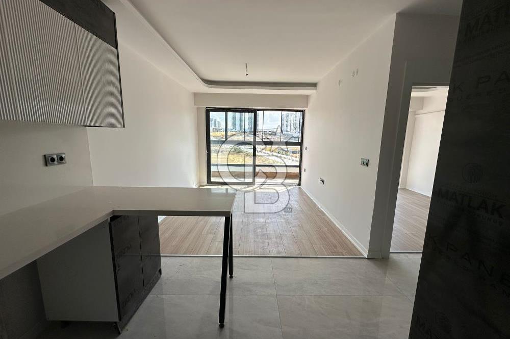 YAŞAMKENT ALACAATLI KAPALI (BALKON + OTOPARK) SİTE İÇERİSİ 1+1
