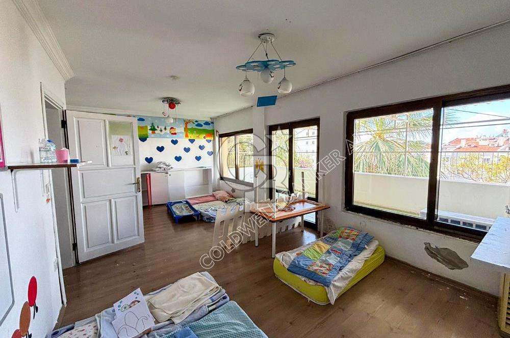 Kuşadası Marina Mevkide Kurumsal Kullanıma Uygun Kiralık Villa