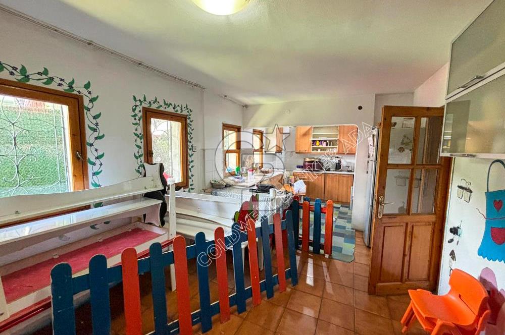 Kuşadası Marina Mevkide Kurumsal Kullanıma Uygun Kiralık Villa
