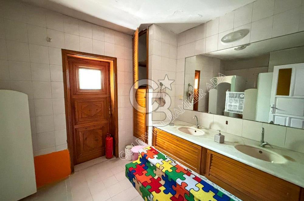Kuşadası Marina Mevkide Kurumsal Kullanıma Uygun Kiralık Villa