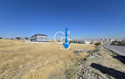 ETİMESGUT BAĞLICA'DA CADDE CEPHELİ SATILIK VİLLA ARSASI
