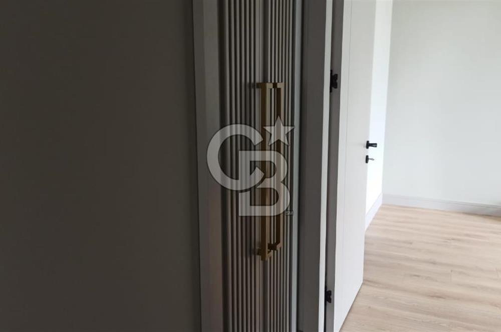 SİNPAŞ BOULEVARD'DA 7. KATTA SATILIK MANZARALI, LÜKS 3+1 DAİRE