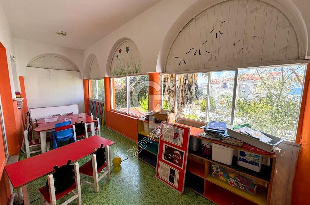 Kuşadası Marina Mevkide Kurumsal Kullanıma Uygun Kiralık Villa