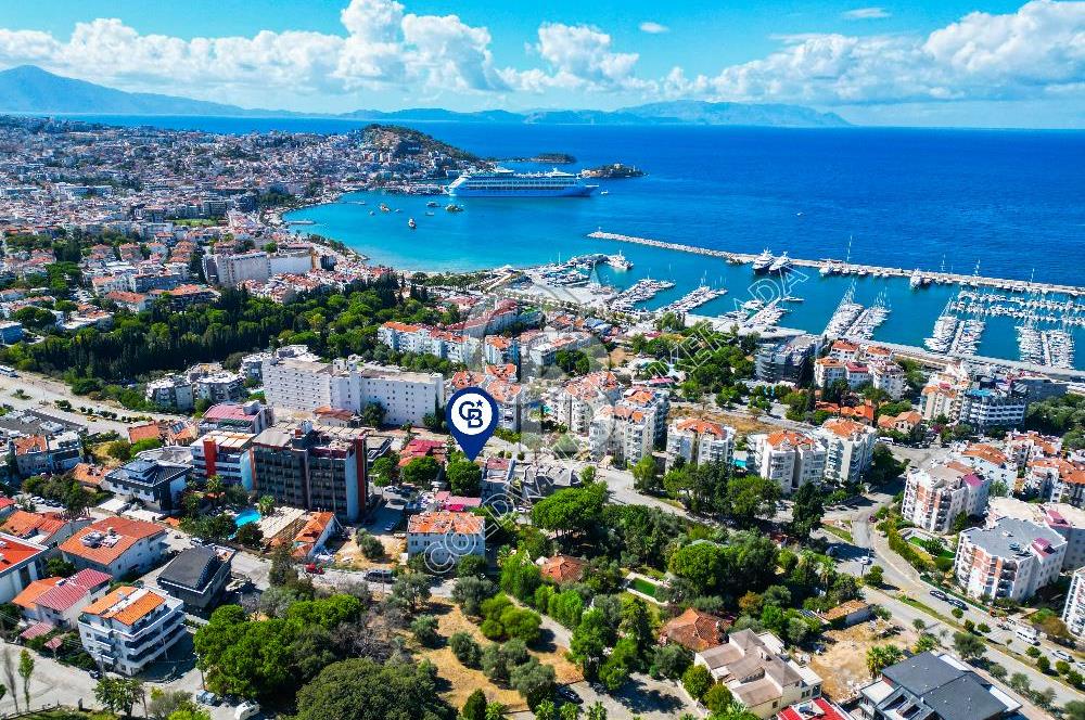 Kuşadası Marina Mevkide Kurumsal Kullanıma Uygun Kiralık Villa