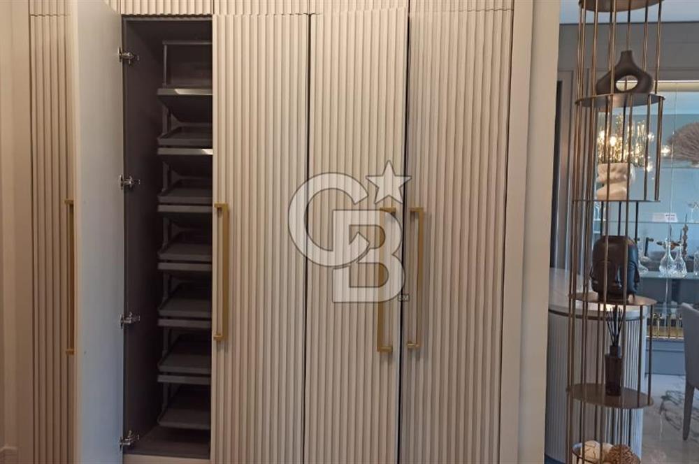  SİNPAŞ BOULEVARD'DA 4. KATTA SATILIK MANZARALI, LÜKS 4+1 