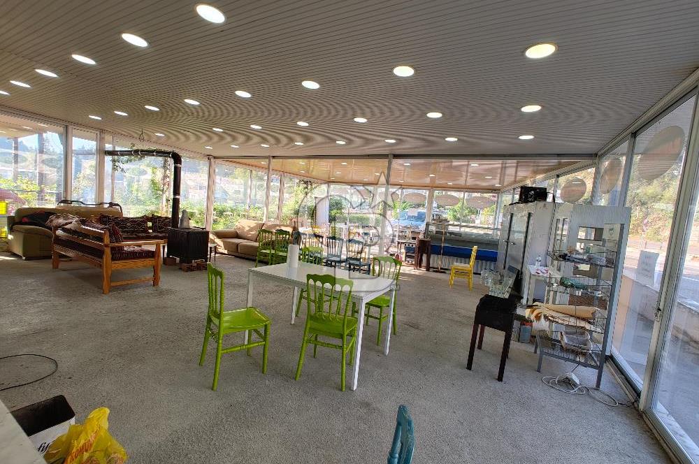 Toroslar'da Satılık Restoran Bahçeli ve Konut Alanlı