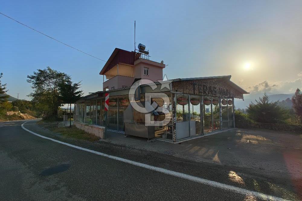 Toroslar'da Satılık Restoran Bahçeli ve Konut Alanlı