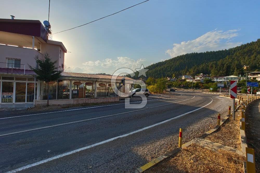 Toroslar'da Satılık Restoran Bahçeli ve Konut Alanlı