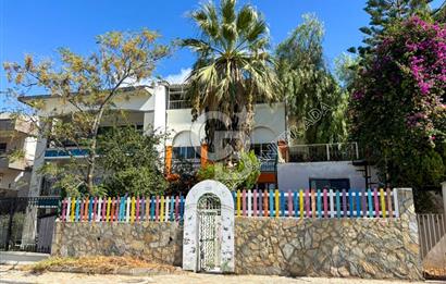 Kuşadası Marina Mevkide Kurumsal Kullanıma Uygun Kiralık Villa