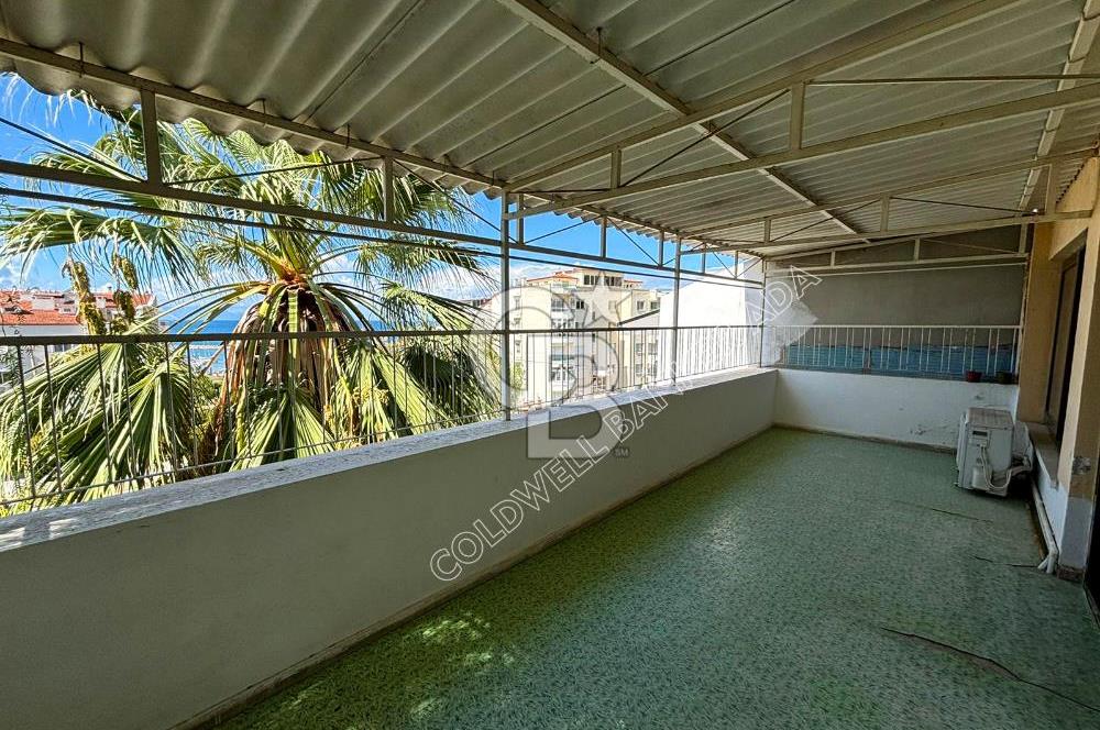 Kuşadası Marina Mevkide Kurumsal Kullanıma Uygun Kiralık Villa