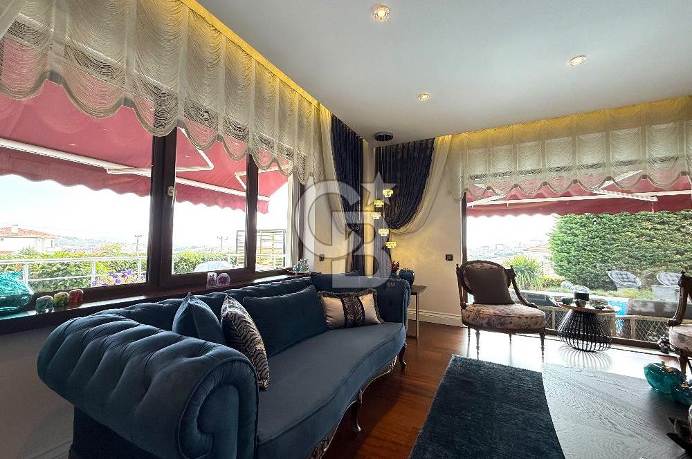 BALIKESİR DEĞİRMEN BOĞAZI SİTESİNDE SATILIK HAVUZLU LÜKS VİLLA