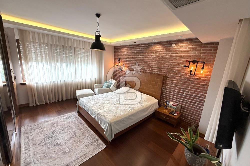 BALIKESİR DEĞİRMEN BOĞAZI SİTESİNDE SATILIK HAVUZLU LÜKS VİLLA
