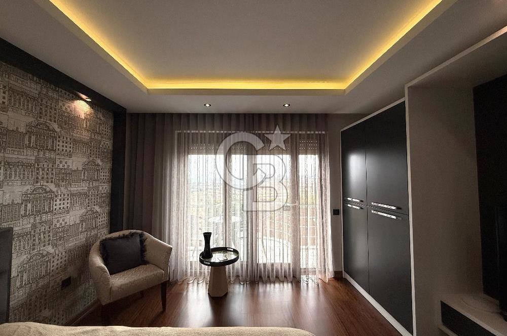 BALIKESİR DEĞİRMEN BOĞAZI SİTESİNDE SATILIK HAVUZLU LÜKS VİLLA
