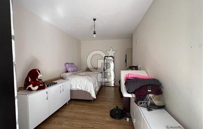 Bostanlı ‘da Merkezi Konumda 3+1 Ara Kat Doğalgazlı Satılık Daire