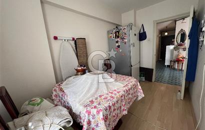Bostanlı ‘da Merkezi Konumda 3+1 Ara Kat Doğalgazlı Satılık Daire
