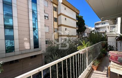 Bostanlı ‘da Merkezi Konumda 3+1 Ara Kat Doğalgazlı Satılık Daire