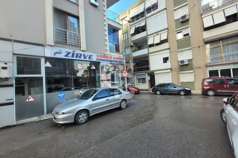 Menemen Merkezde Satılık Dükkan