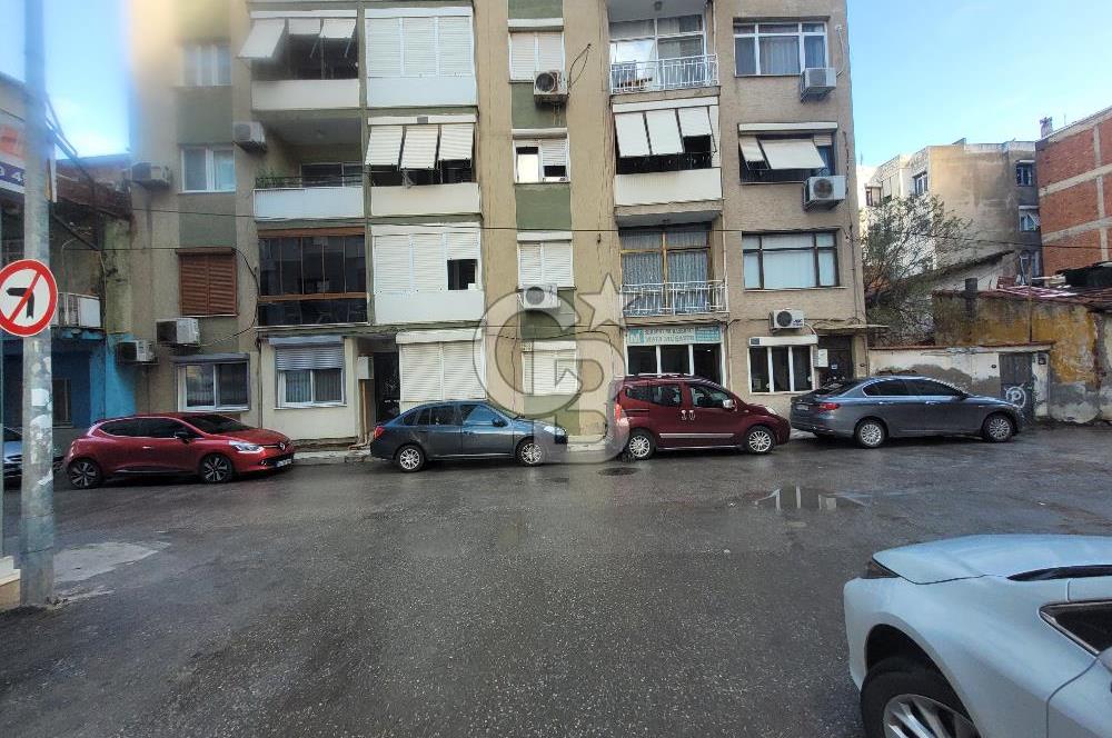 Menemen Merkezde Satılık Dükkan