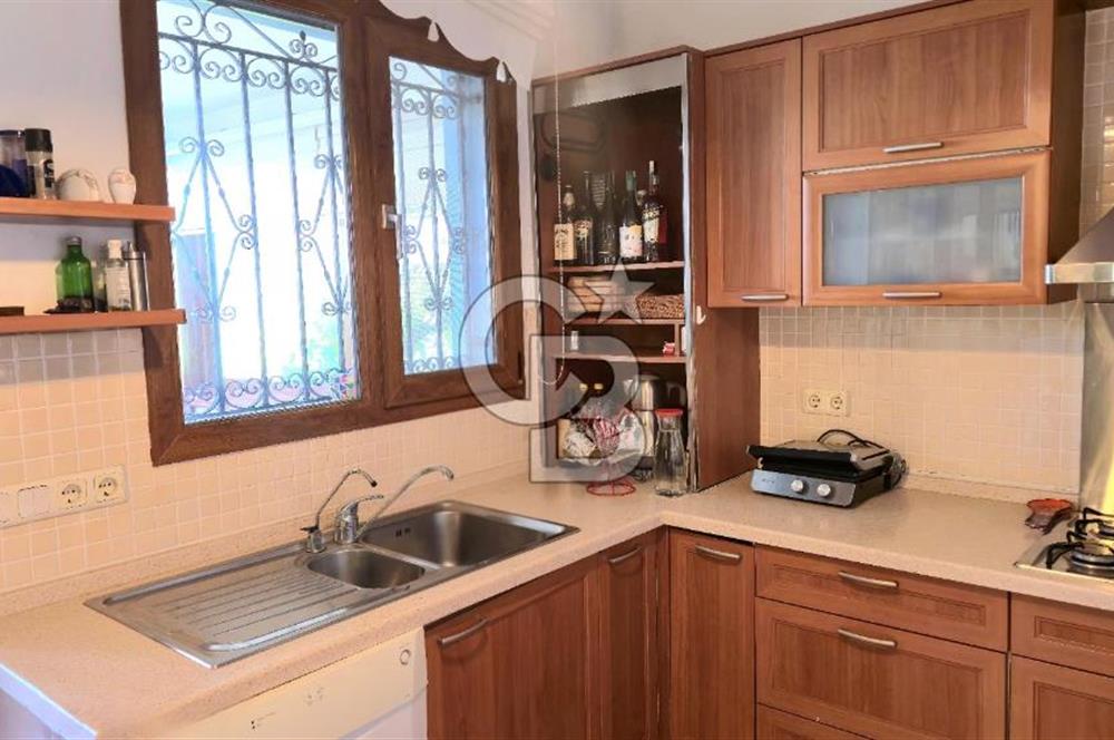 BODRUM TORBA'DA SATILIK BAHÇELİ TRIPLEX MÜSTAKİL EV