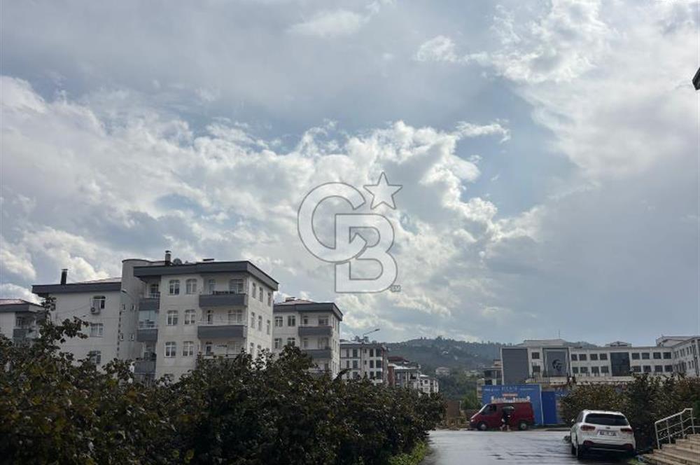CUMHURİYETTE ANAYOLA VE İŞLEK CADDEYE BİR ADIM KİRALIK DÜKKAN