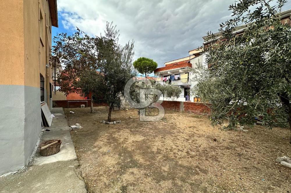 Foça Kazım Dirik Mah. Kiralık 2+1 Daire
