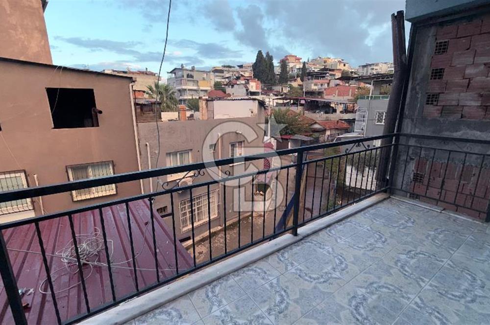 Karabağlar Abdi İpekçi Mahallesi Kiralık 2+1 Daire