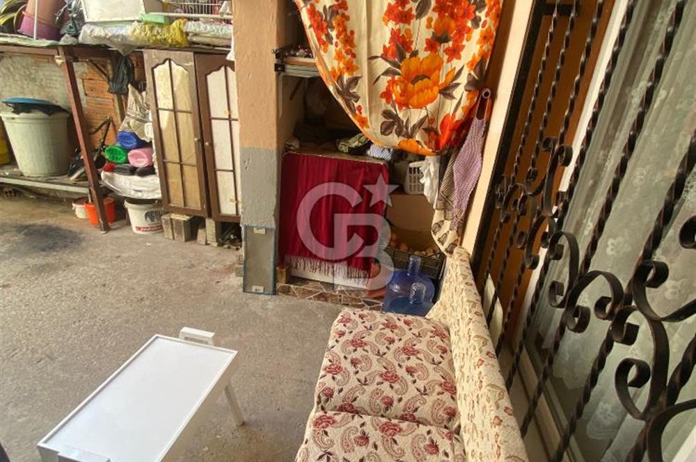 Karabağlar Uğur Mumcu Mahallesinde Müstakil Ev