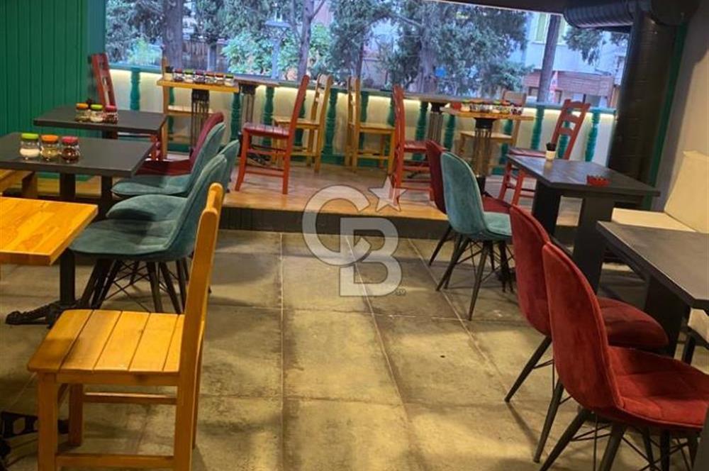 Kadıköy Halit Ağa Caddesi’nde Devren Satılık Yoğun İşlek Noktada Dükkan