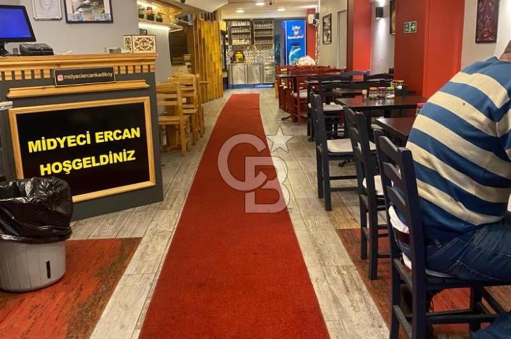 Kadıköy Halit Ağa Caddesi’nde Devren Satılık Yoğun İşlek Noktada Dükkan