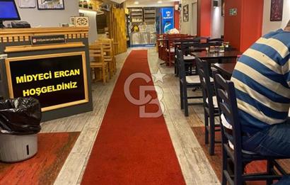 Kadıköy Halit Ağa Caddesi’nde Devren Satılık Yoğun İşlek Noktada Dükkan