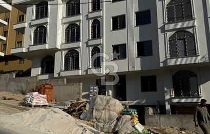 BEYLİKDÜZÜ ADNAN KAHVECİ DE SATILIK 3+1 LÜKS DAİRE 35 M2 SALON