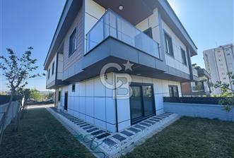 ARNAVUTKÖY HADIMKÖY' DE SATILIK VİLLA