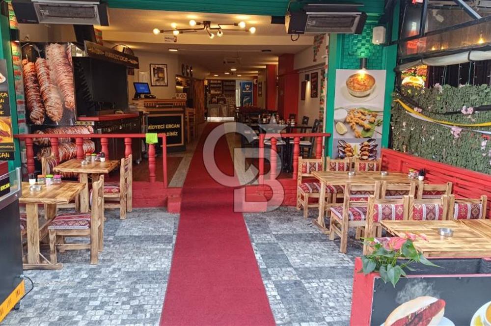 Kadıköy Halit Ağa Caddesi’nde Devren Satılık Yoğun İşlek Noktada Dükkan