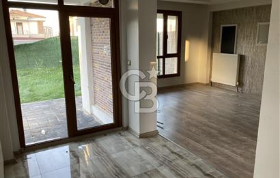ALTINOLUK MAHALLESİNDE SATILIK 4+1 VİLLA LÜKS