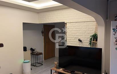 Molla Güranide 1+1 yenilenmiş satılık bahçe katı 