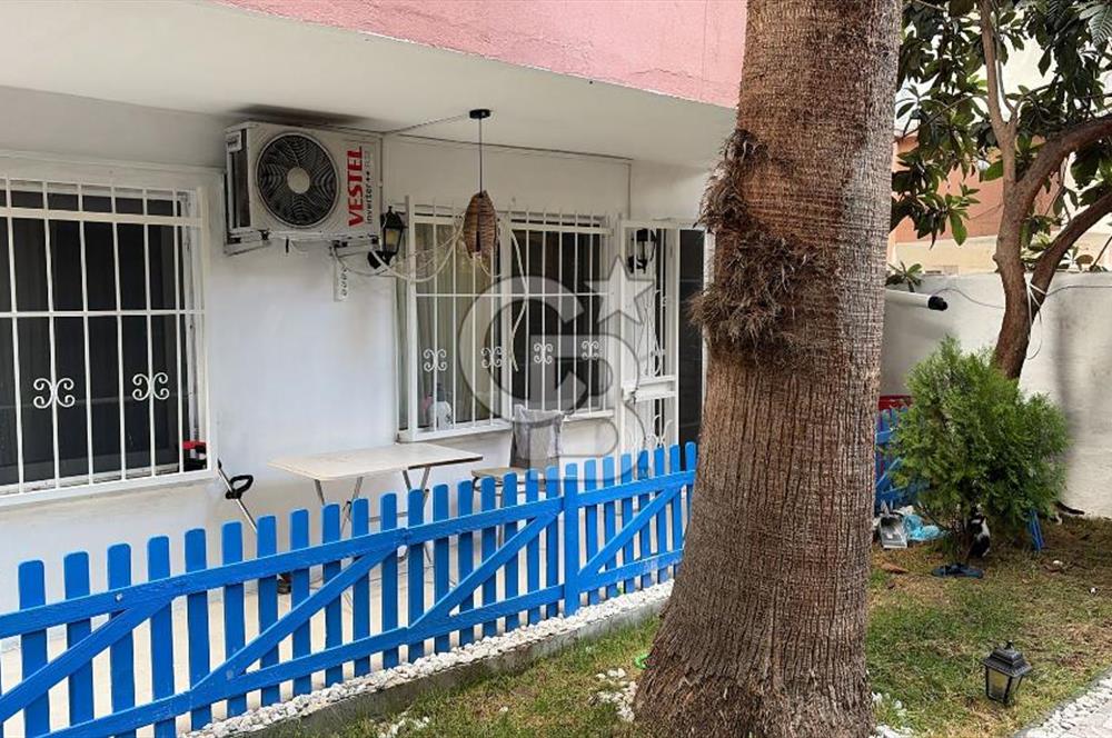 Molla Güranide 1+1 yenilenmiş satılık bahçe katı 