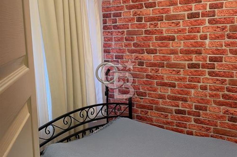 Molla Güranide 1+1 yenilenmiş satılık bahçe katı 
