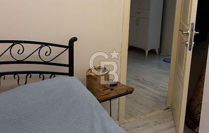 Molla Güranide 1+1 yenilenmiş satılık bahçe katı 