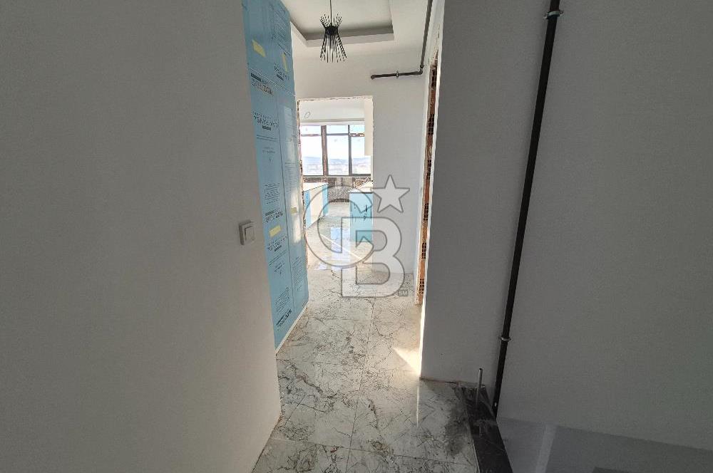 SEYREK BAKIRÇAY ÜNİVERSİTESİ YAKINI DUBLEKS 2+1 SATILIK DAİRE