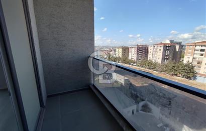 SANCAKTEPE BLUE GARDEN SİTESİ HAVUZ CEPHELİ 2+1 SATILIK DAİRE