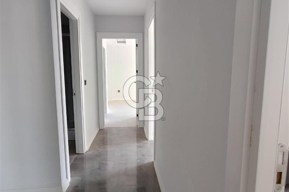 SANCAKTEPE BLUE GARDEN SİTESİ HAVUZ CEPHELİ 2+1 SATILIK DAİRE