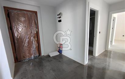 SANCAKTEPE BLUE GARDEN SİTESİ HAVUZ CEPHELİ 2+1 SATILIK DAİRE