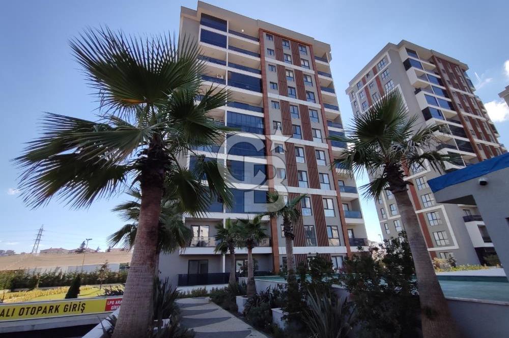 SANCAKTEPE BLUE GARDEN SİTESİ HAVUZ CEPHELİ 2+1 SATILIK DAİRE